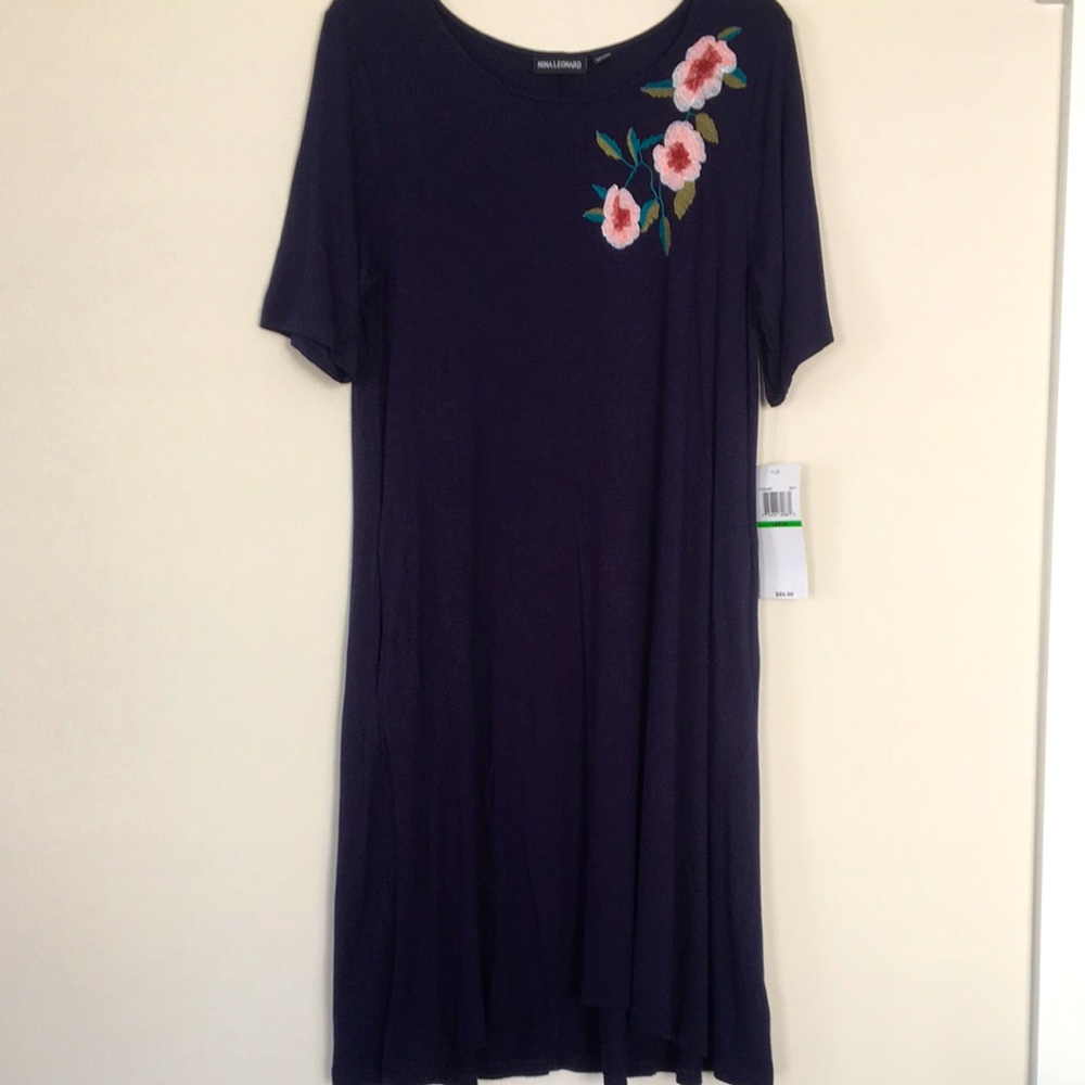 NWT Nina Leonard swing/shift t-shirt dress